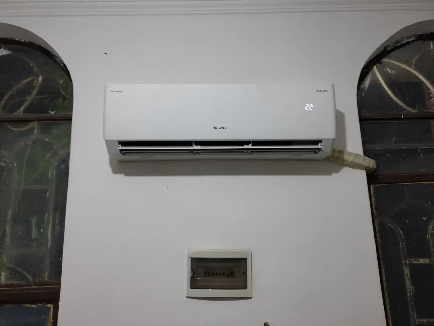 نصب و تعمیر انواع اسپیلت|خدمات پیشه و مهارت|زابل, |دیوار