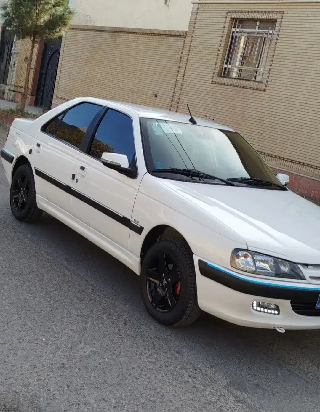 پژو پارس سفارشی تمام فول 1403|خودرو سواری و وانت|زاهدان, |دیوار