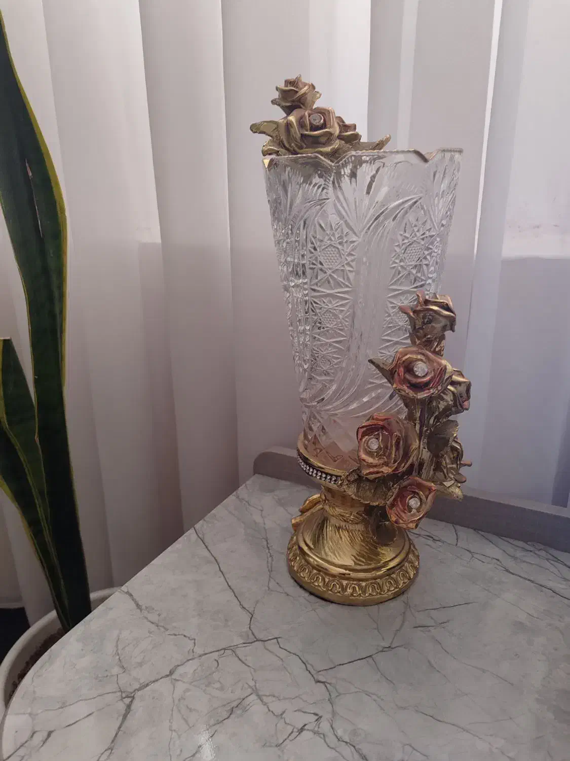 گلدان کریستال شیک|صنایع دستی و سایر لوازم تزئینی|مشهد, آبکوه|دیوار