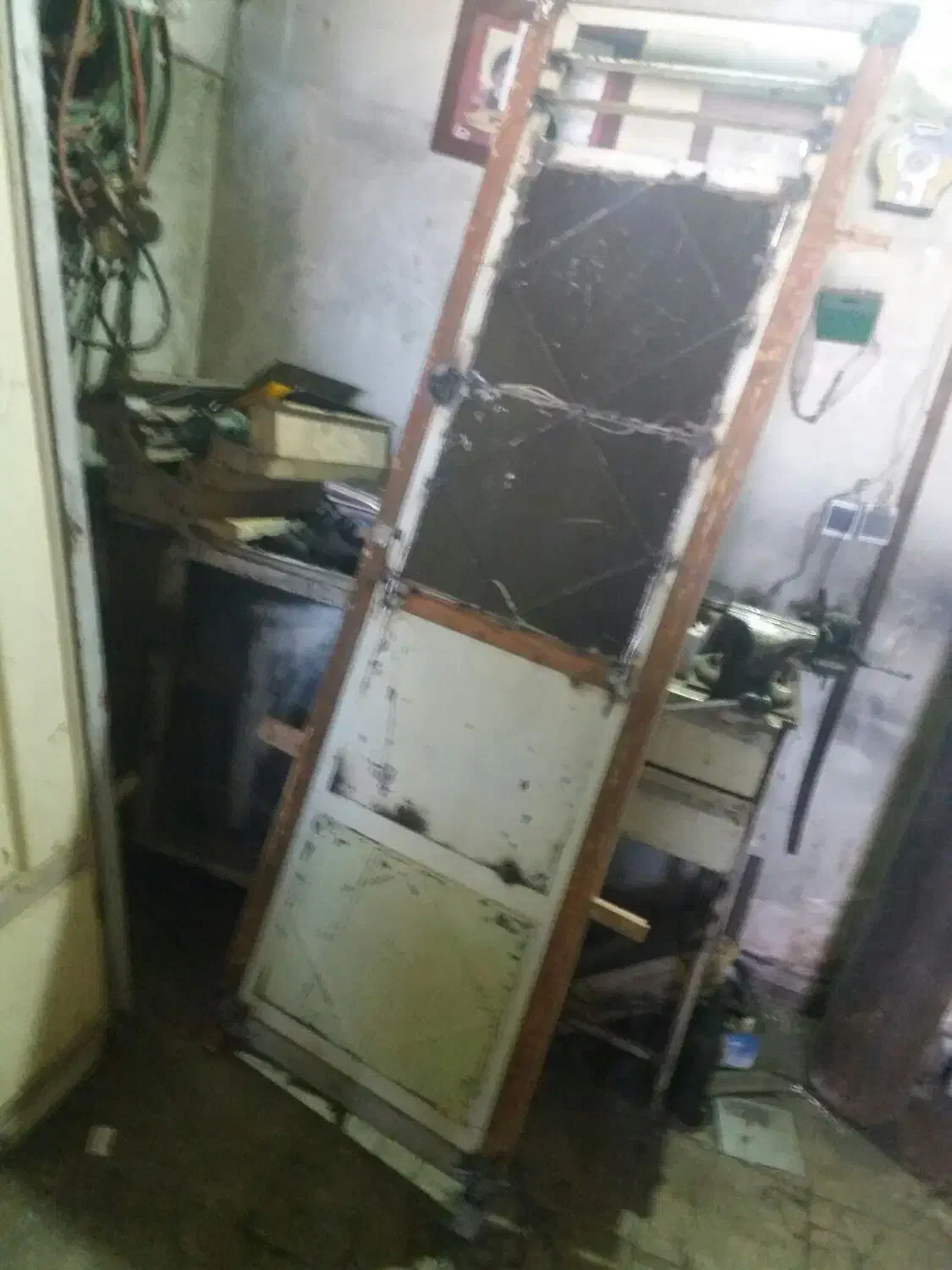 درب *دست دوم*|مصالح و تجهیزات ساختمان|بروجن, |دیوار