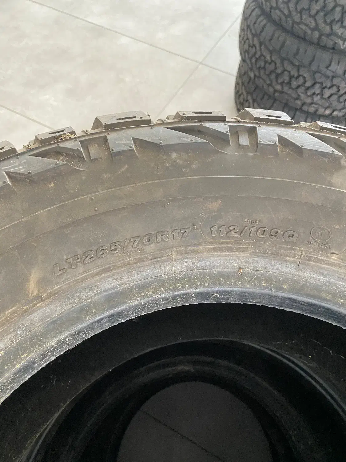 لاستیک افرودی4جفت|قطعات یدکی و لوازم جانبی|بابل, |دیوار