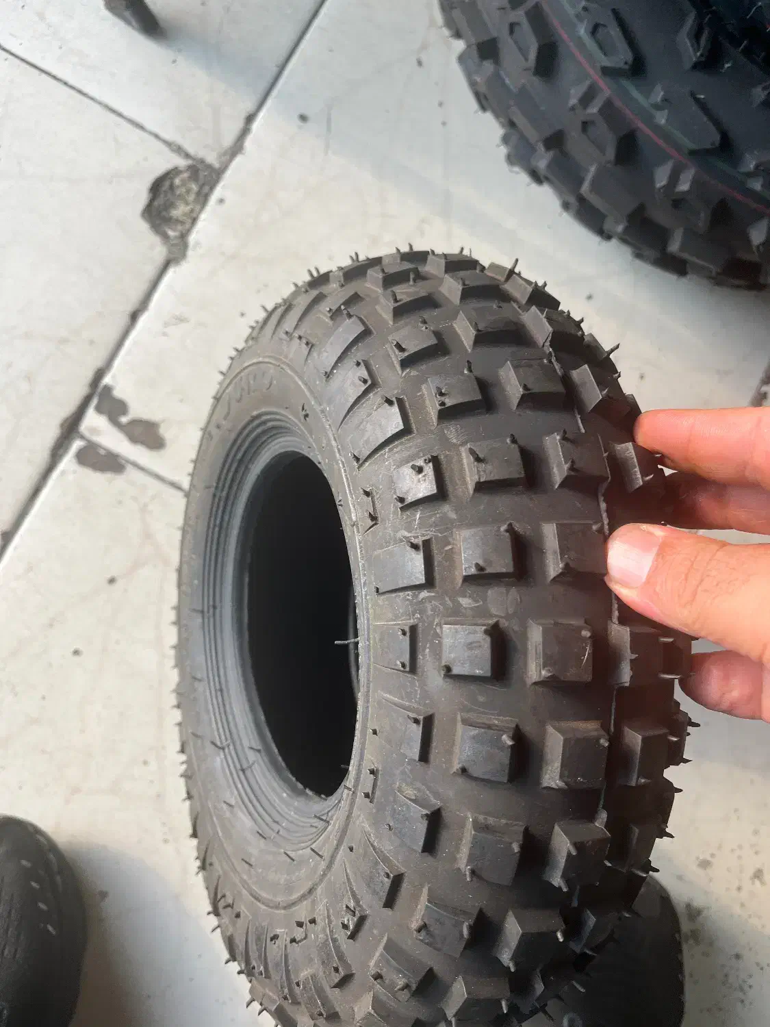 لاستیک چهار چرخ|قطعات یدکی و لوازم جانبی|تهران, گمرک|دیوار