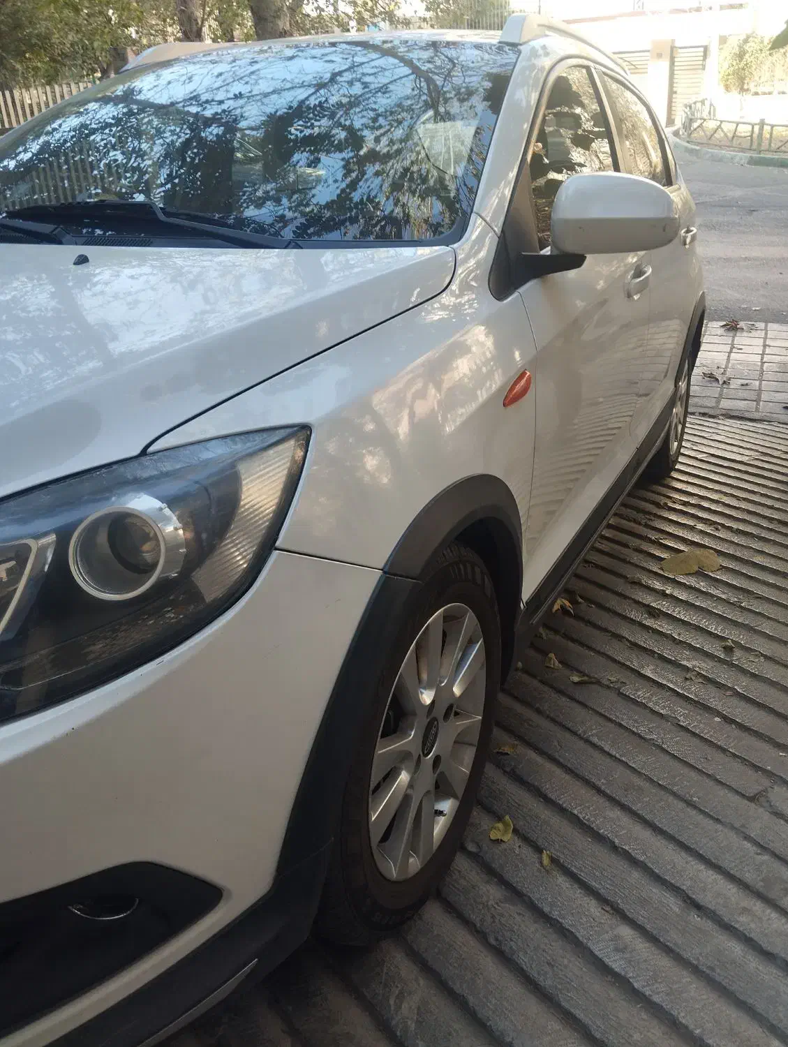 ام وی ام ۳۱۵ اسپورت اکسلنت|خودرو سواری و وانت|تهران, میرداماد|دیوار