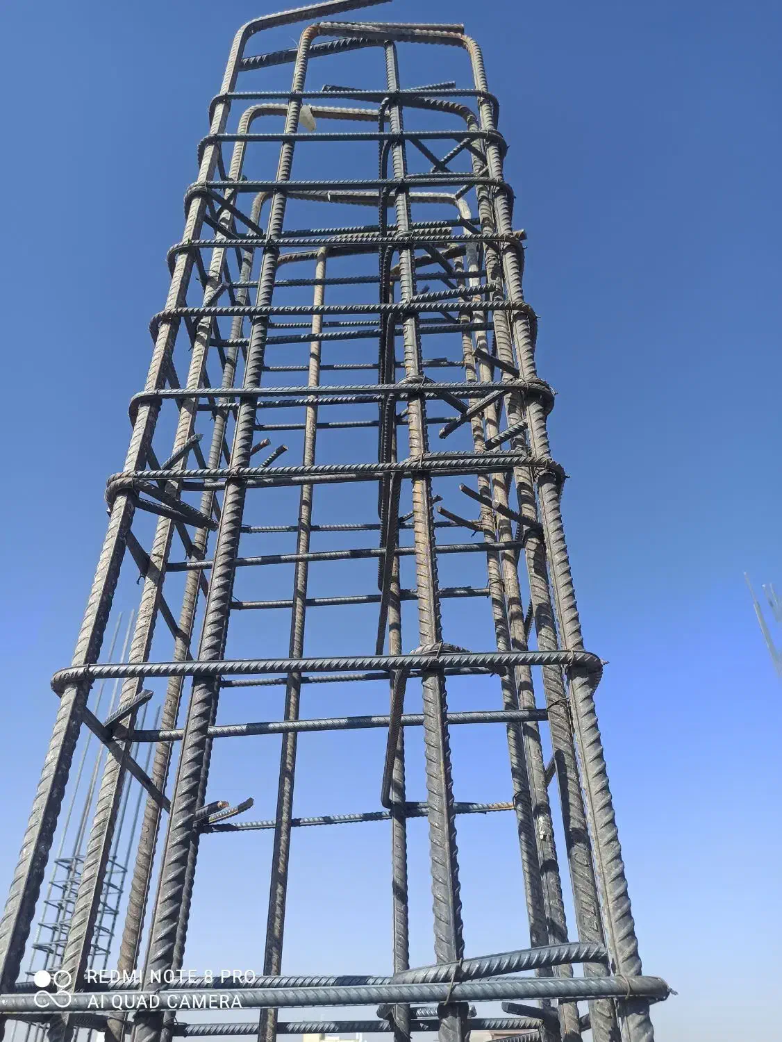 نیازمند کارگر آرماتوربند آلموتوربند|استخدام معماری، عمران و ساختمانی|نیشابور, دارایی|دیوار