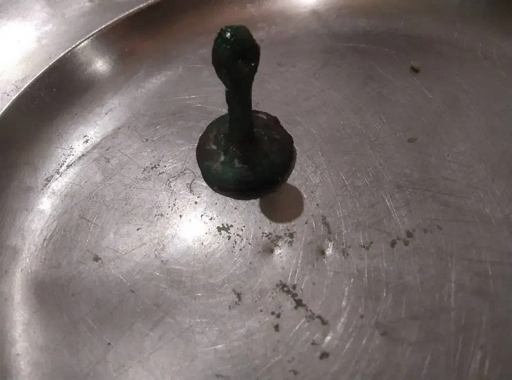 مهر کهنه مفرغ کاملا قدیمیی|کلکسیون اشیاء عتیقه|نرماشیر, |دیوار