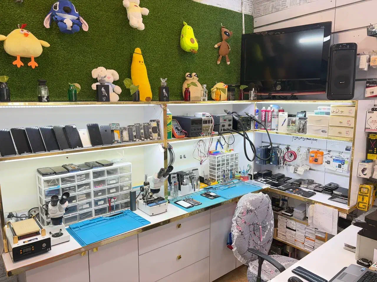 تعمیرات و خریدوفروش گوشی های اوراقی و سالم|موبایل|بروجرد, |دیوار