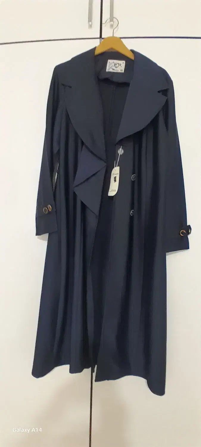 ۲ عدد مانتو نو ماله مغازه بوده جمع کردم|لباس|خرم‌آباد, |دیوار