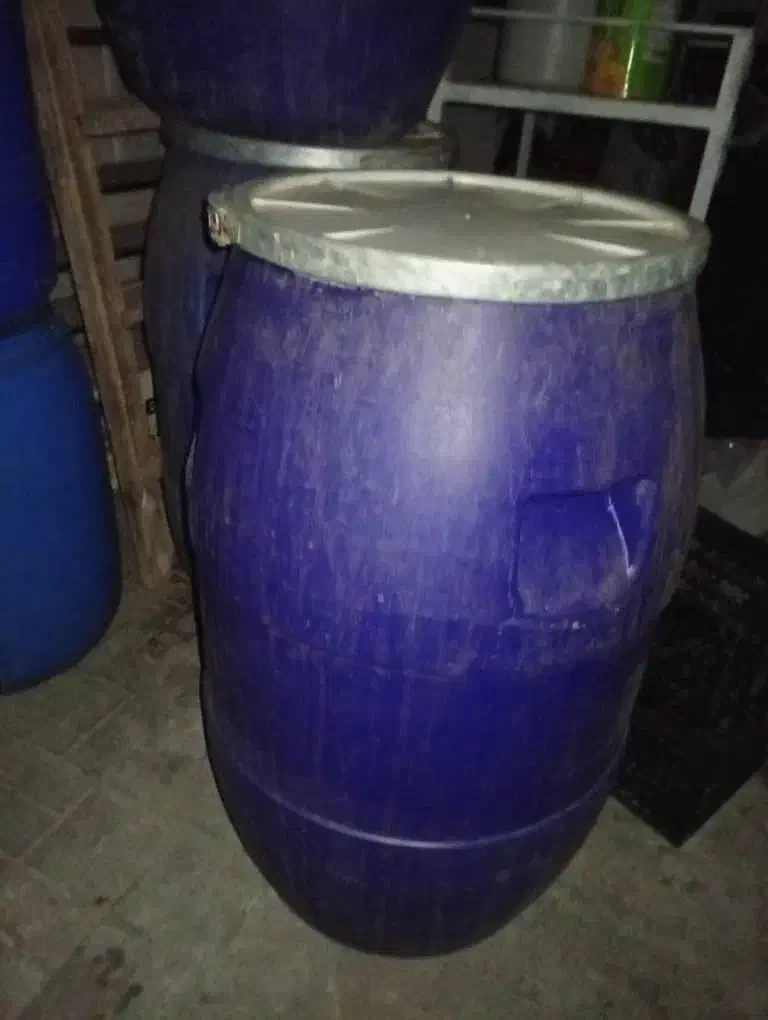 بشکه خارجی بزرگ|ظروف نگهدارنده، پلاستیکی، یک‌بارمصرف|قزوین, |دیوار