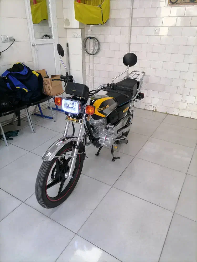 احسان ۲۰۰ مدل ۱۴۰۴ در حد ۷۰۰ تا کار|موتورسیکلت|سنندج, |دیوار