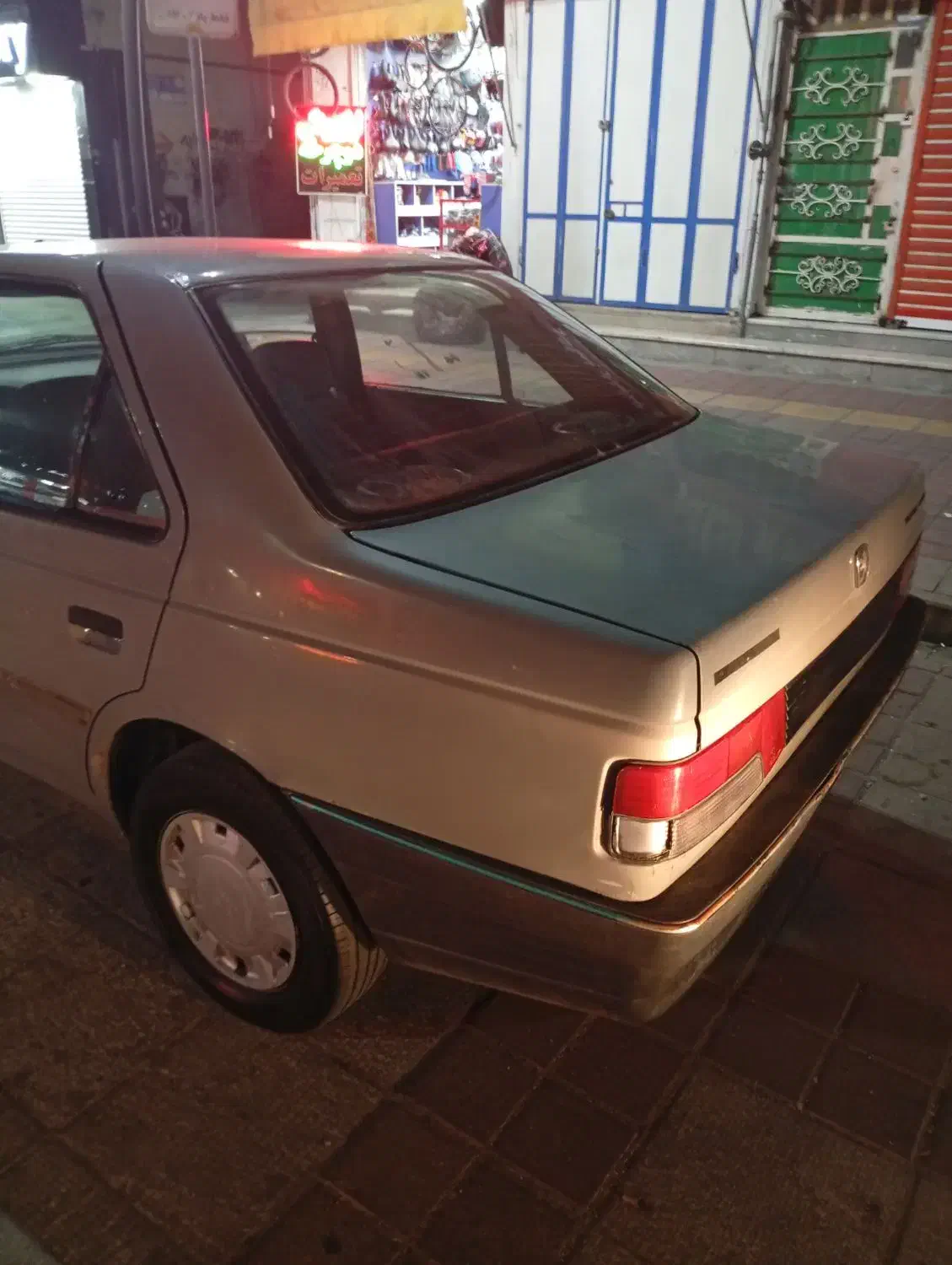 اردی مدل ۸۲فابریک انژکتور|خودرو سواری و وانت|شیراز, وزیرآباد|دیوار