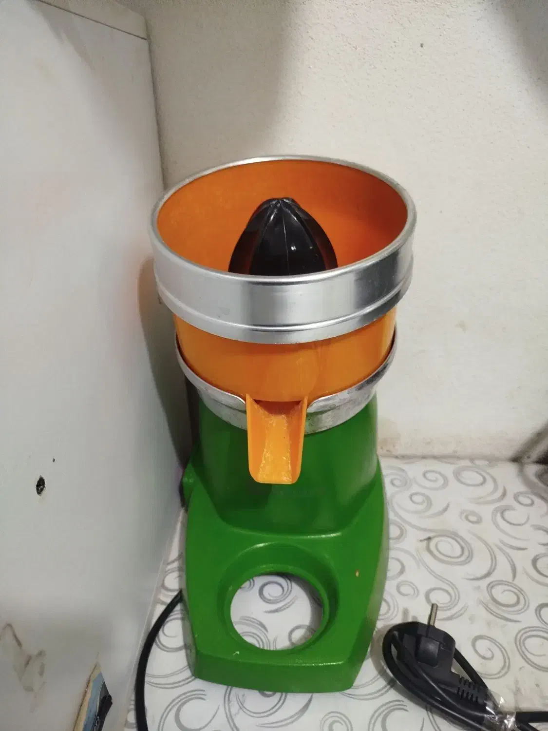 آب پرتقال گیری|آبمیوه‌گیر و آب‌مرکبات‌گیر|سبزوار, پیروزی|دیوار