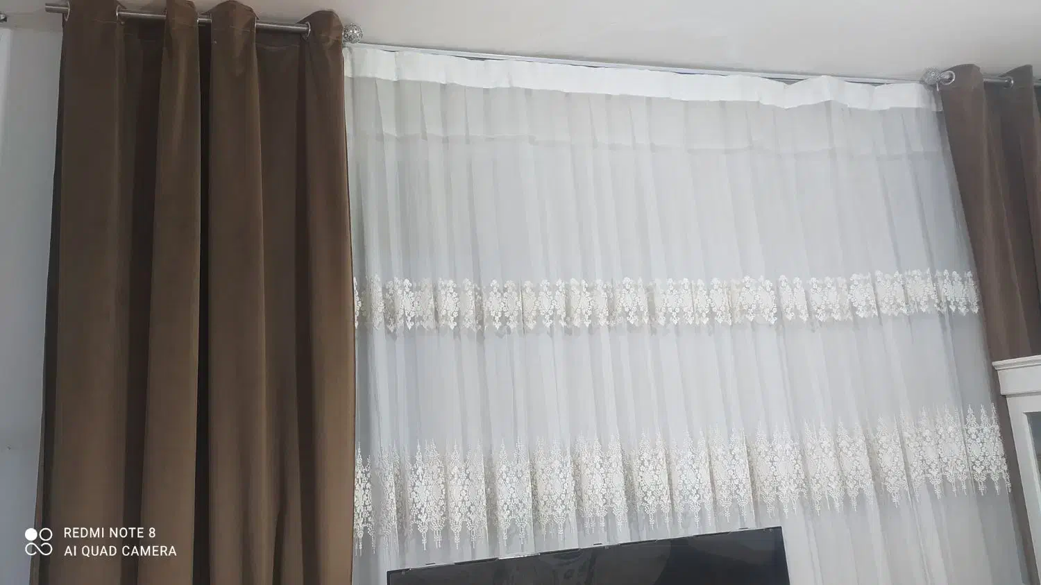 پرده .یالان سالم تمیزحد نو اندازه 3/30/در 280قد|پرده، رانر، رومیزی|سبزوار, قاضی زاد|دیوار