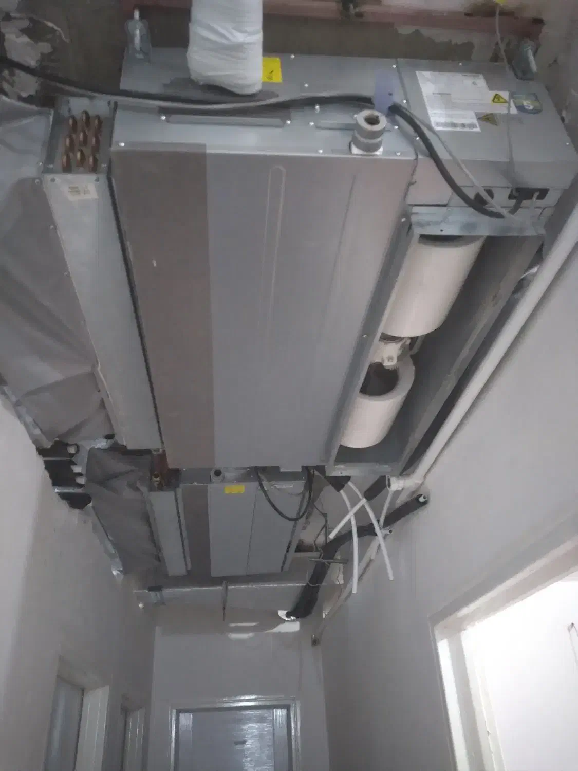 کارگر ساده برای نصب داکت اسپیلت منطقه پردیس|استخدام صنعتی، فنی، مهندسی|پردیس, فاز ۱۱|دیوار