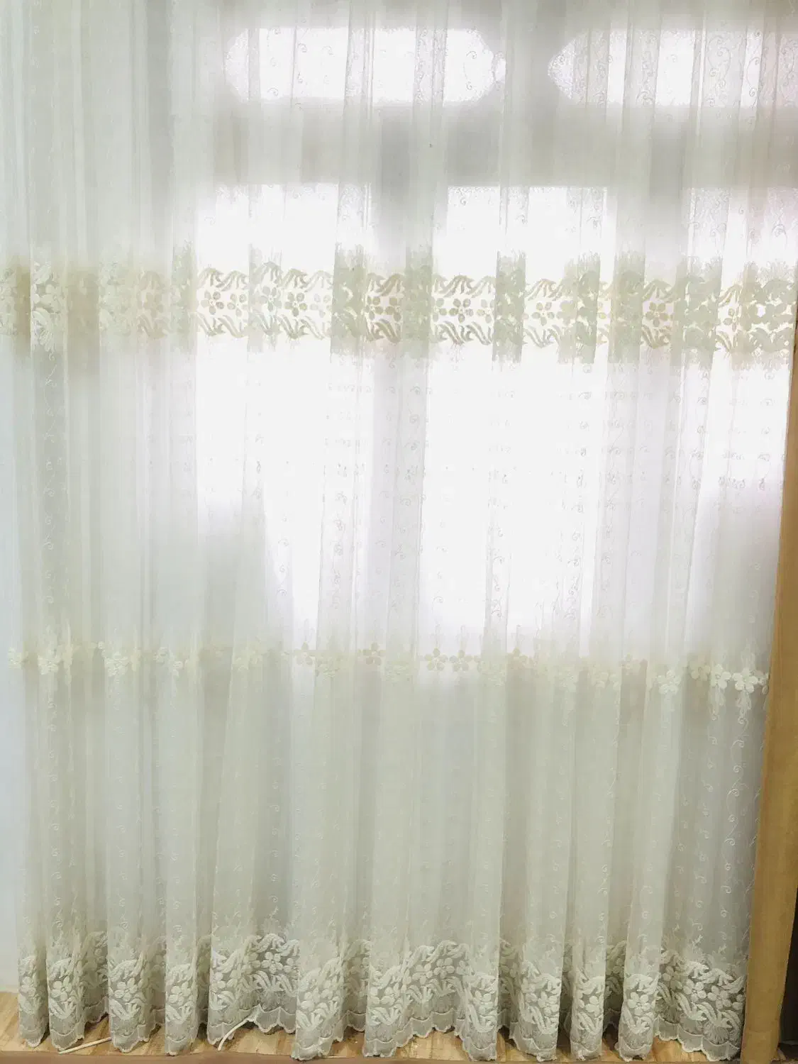 پرده|پرده، رانر، رومیزی|صومعهسرا, |دیوار