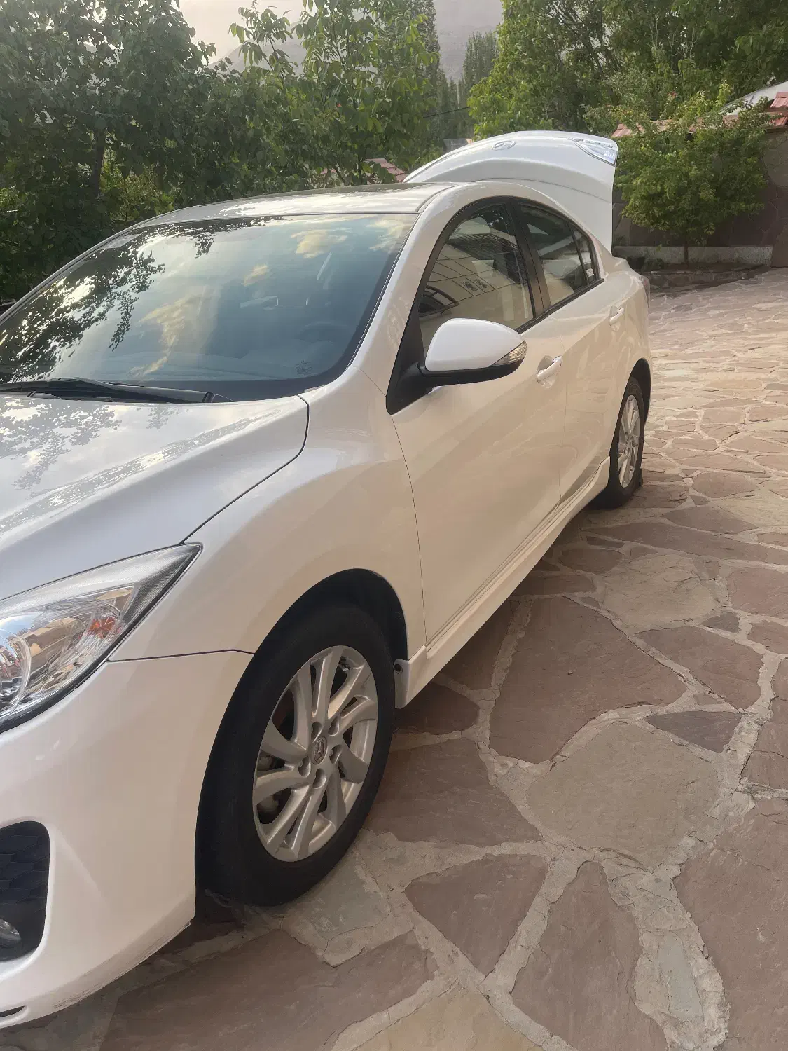 مزدا مدل ۹۷|خودرو سواری و وانت|تهران, مرزداران|دیوار