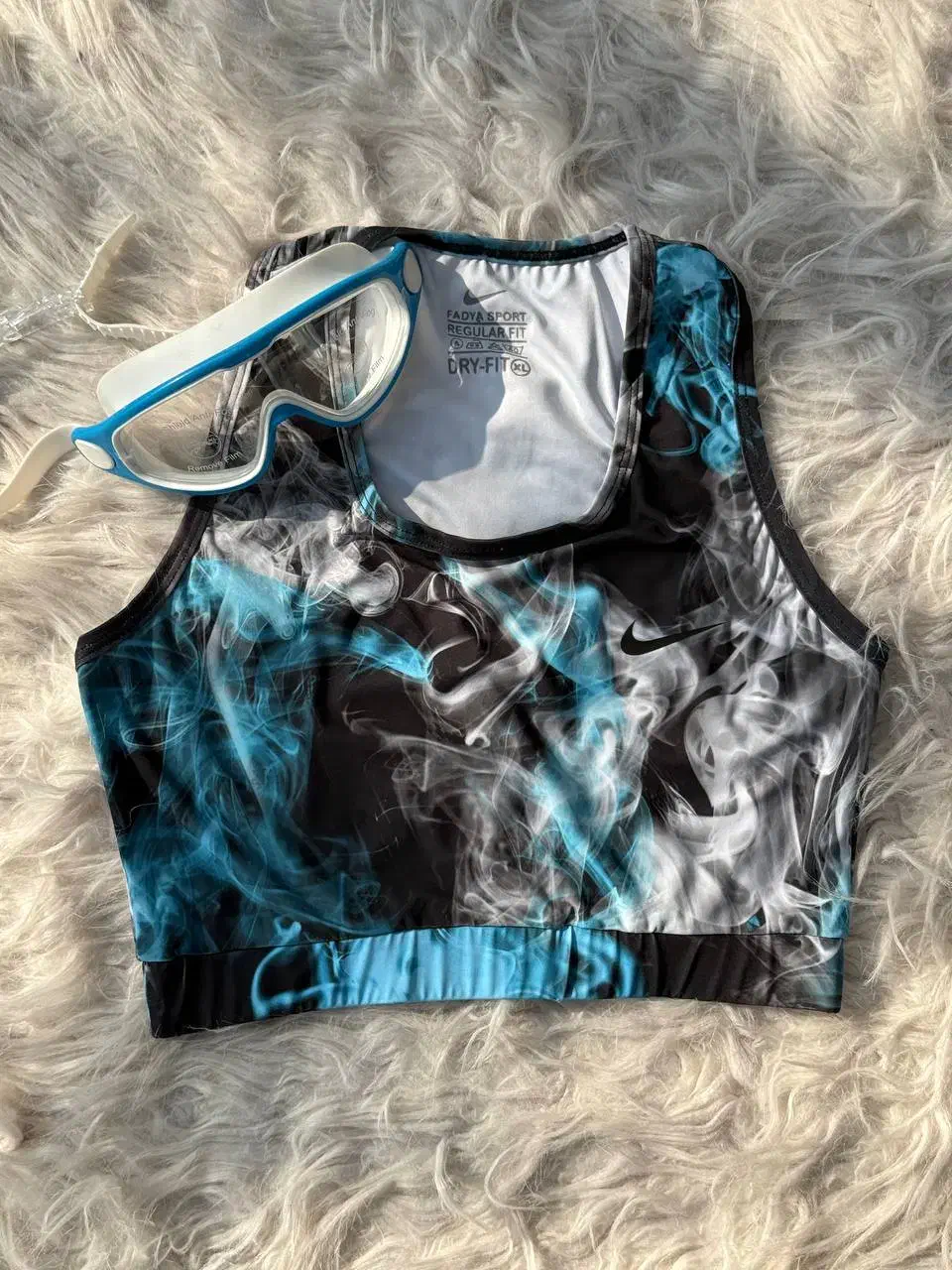 نیم تنه فلامنت طرح دار نایک|لباس|قم, سالاریه|دیوار