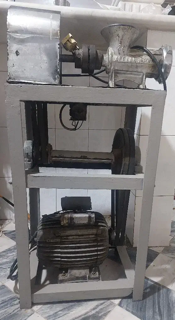 چرخ گوشت صنعتی بزرگ|خردکن، آسیاب، غذاساز|دورود, |دیوار