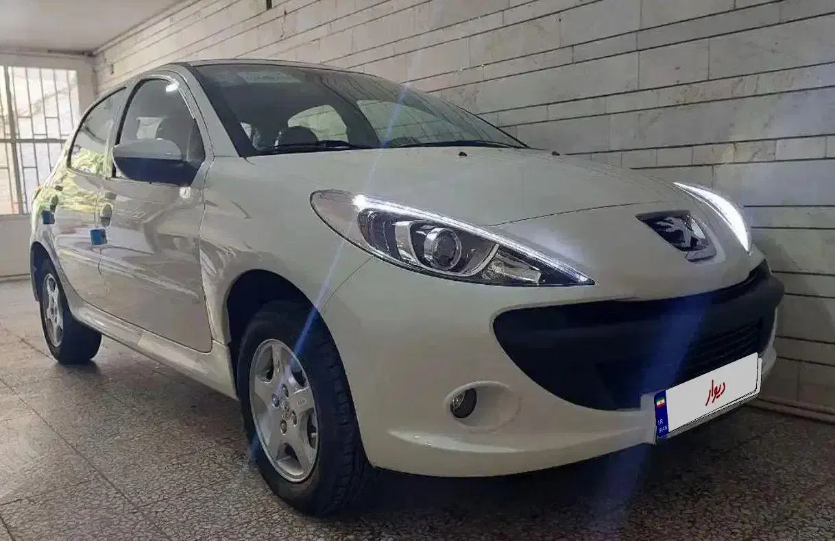 207 اتومات سقف پانا  TU5Pصفرکیلومتر|خودرو سواری و وانت|کرمان, |دیوار