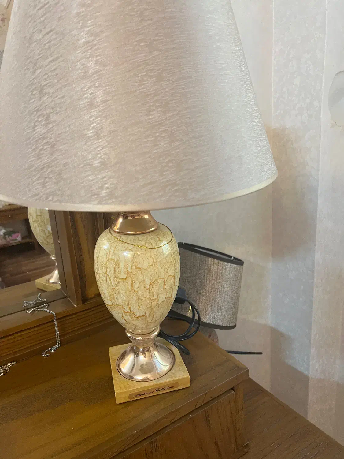 آباژور نو|چراغ خواب و آباژور|مشهد, هنرستان|دیوار