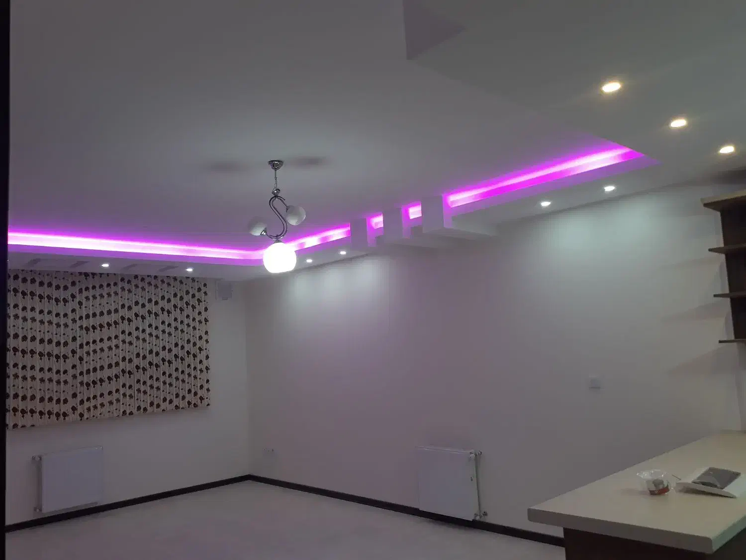 آپارتمان ۱۱۰ متری ۲ خواب سفیرشمالی|اجارهٔ آپارتمان|شیراز, درکی|دیوار