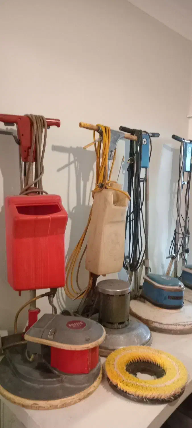 لوازم خشکشویی مبلمان وفرش و موکت|خدمات نظافت|تهران, خواجه نظام الملک|دیوار