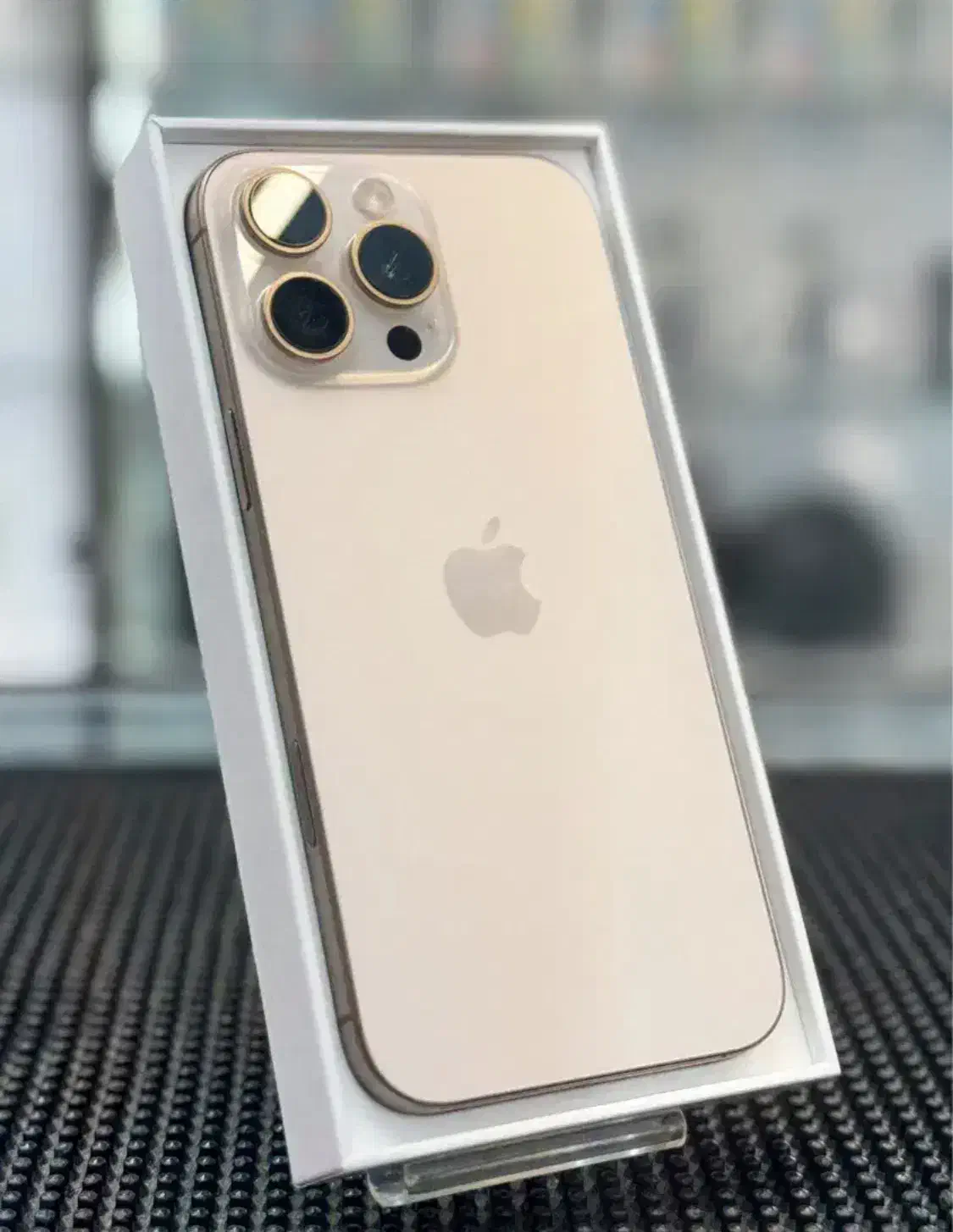 ایفون ۱۶ پرومکس zaa|موبایل|شیراز, شهرک گلستان شمالی|دیوار