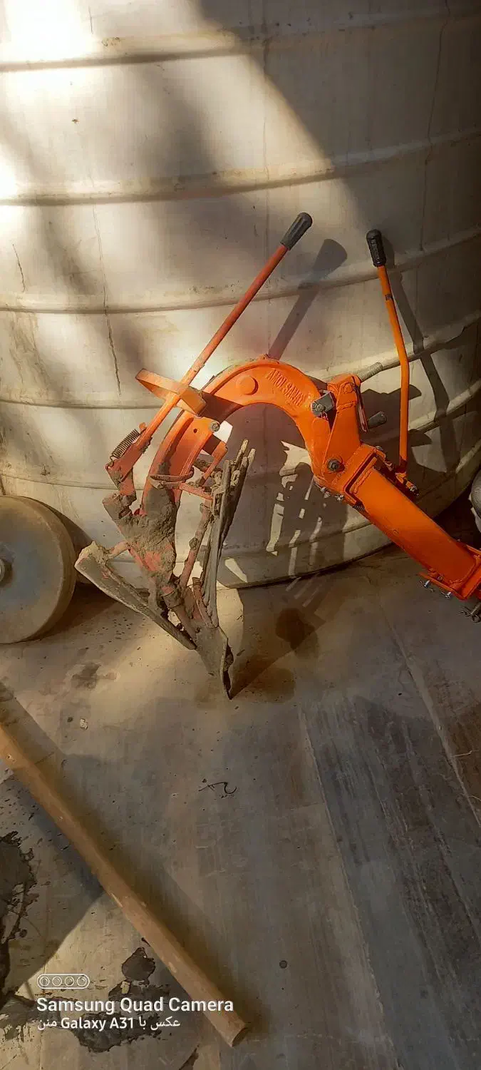 تیلر مزرعه ۱۵/۵ اسب|ماشین‌آلات صنعتی|پاکدشت, پاکدشت (مامازند)|دیوار