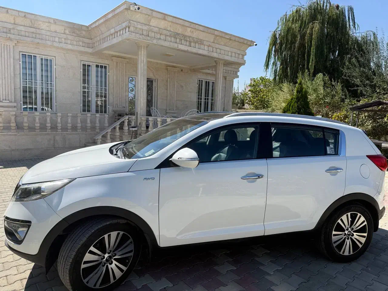 اسپورتیج ۲۰۱۴ بی نظیر|خودرو سواری و وانت|تهران, سعادت‌آباد|دیوار