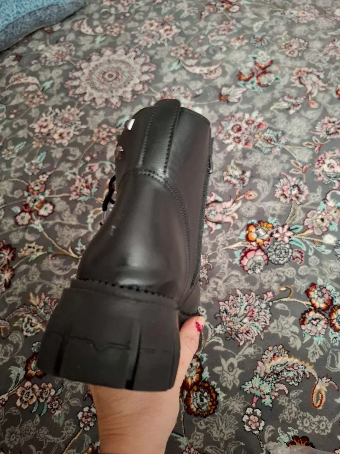 نیم بوت|کیف، کفش، کمربند|قرچک, زیبا شهر|دیوار