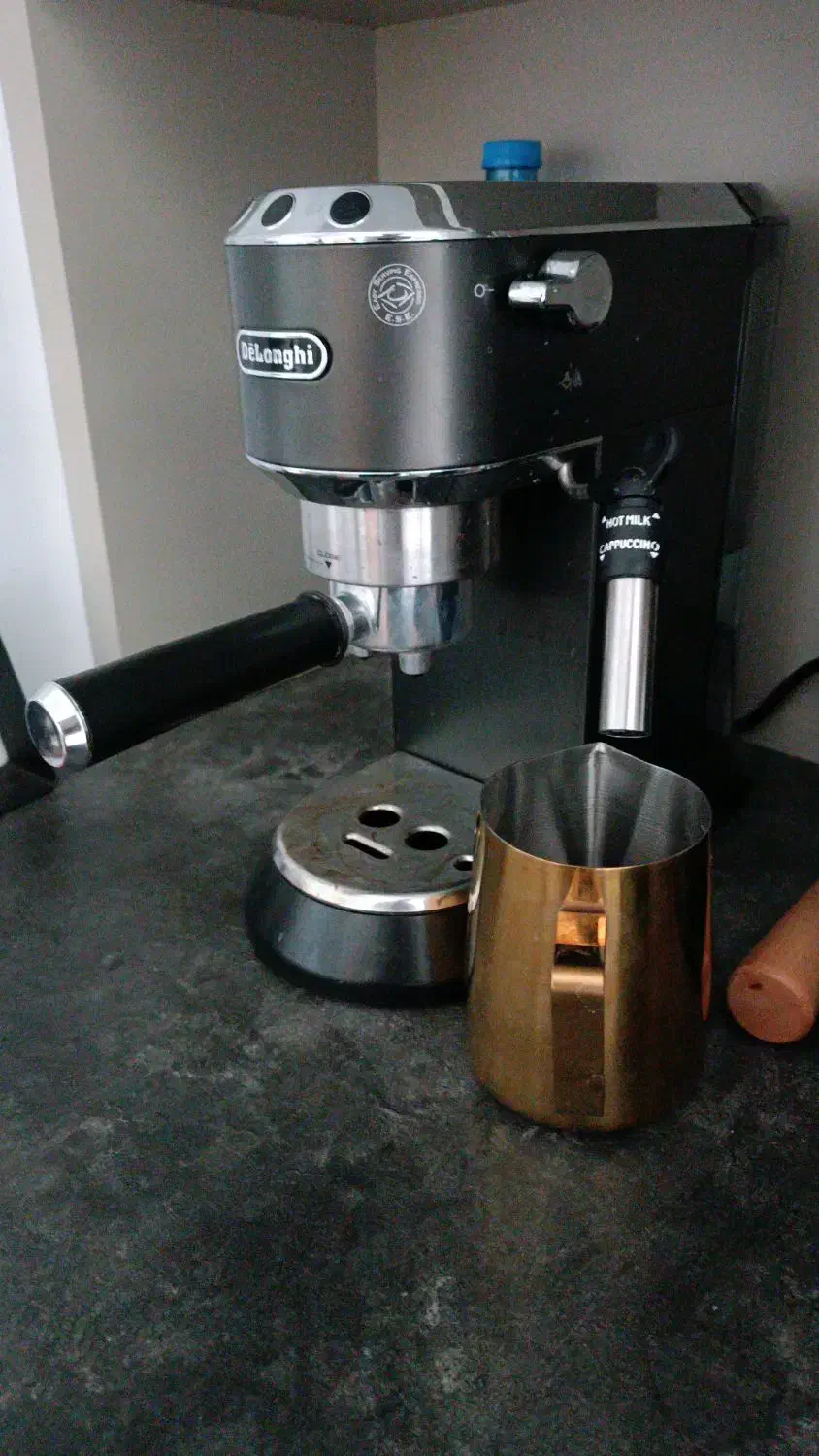 اسپرسو ساز خانگی دلونگی EC685|سماور، چای‌ساز، قهوه‌ساز|خوی, |دیوار