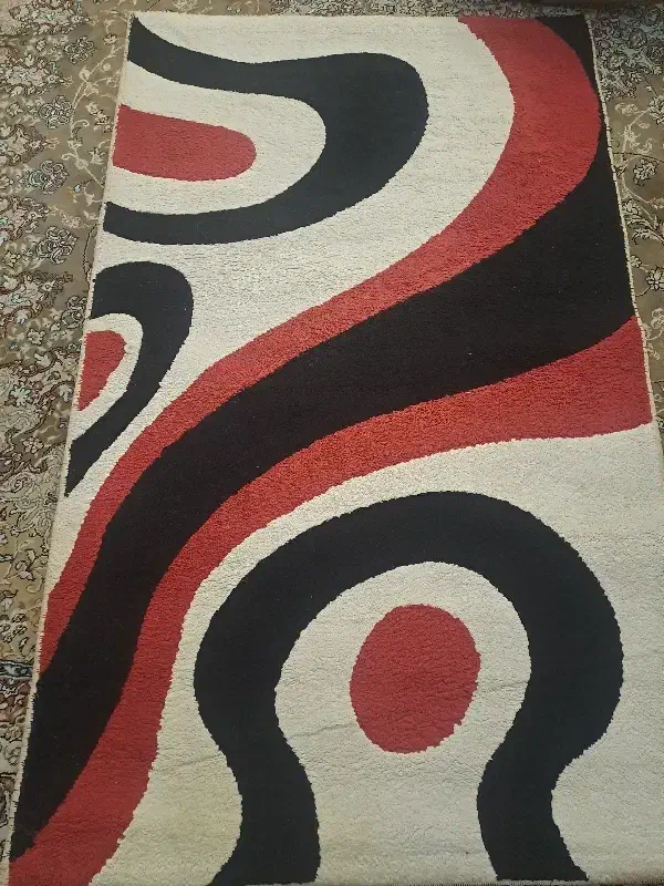 فرش فانتزی سالم شسته شده.زیر قیمت|فرش|تهران, مجیدآباد|دیوار