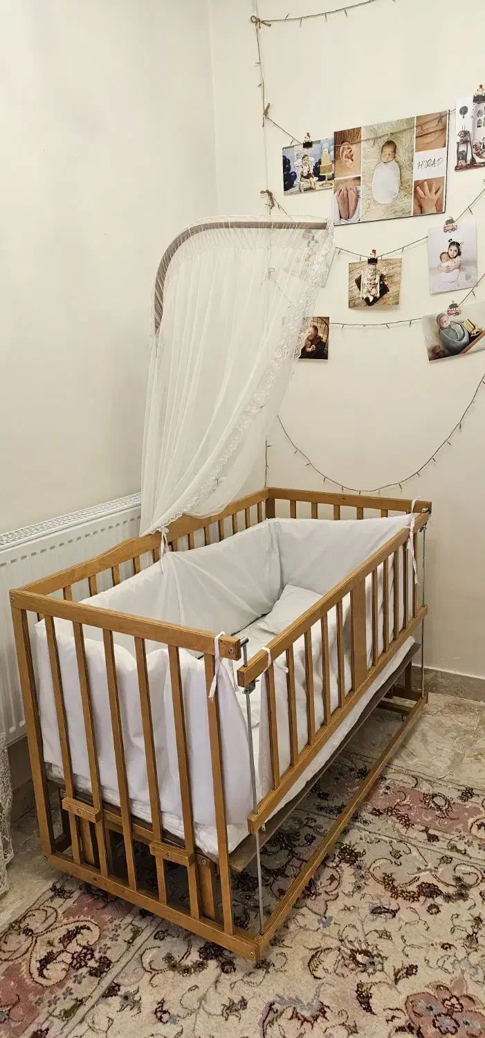 تخت کنار مادر گهواره ای|تخت و صندلی بچه|تبریز, |دیوار