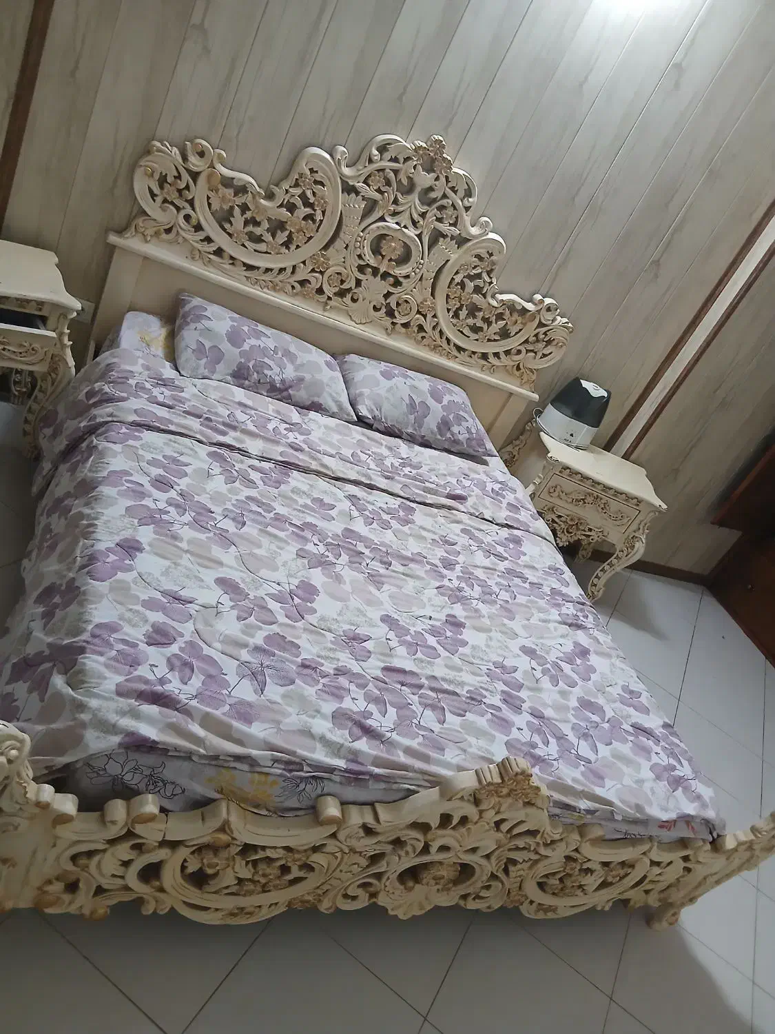 تخت خواب و اینه در اور|تخت و سرویس خواب|مشهد, کوه سنگی|دیوار