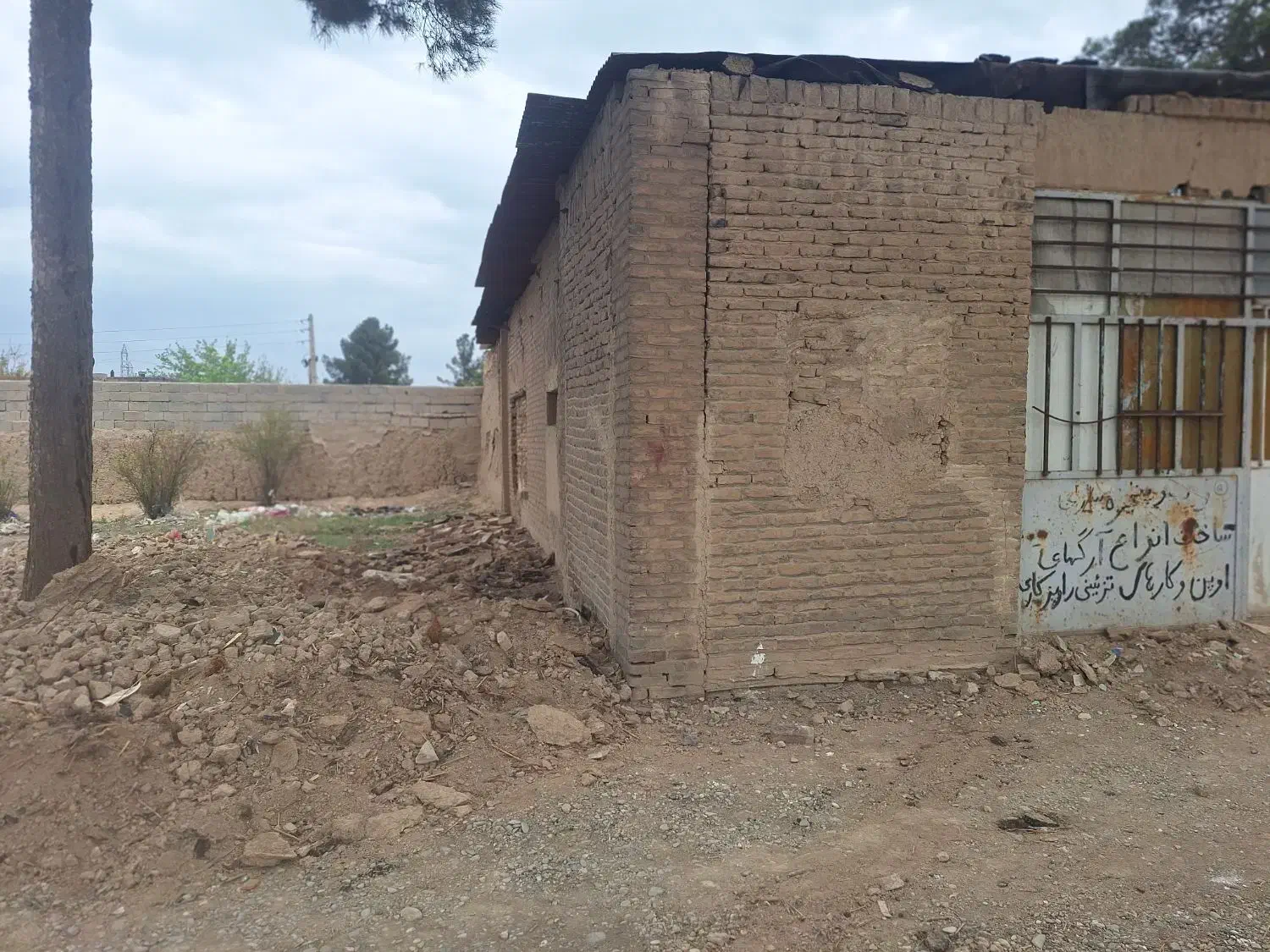 فروش زمین با بنا|فروش دفتر صنعتی، کشاورزی، تجاری|اسلامشهر, ده عباس|دیوار