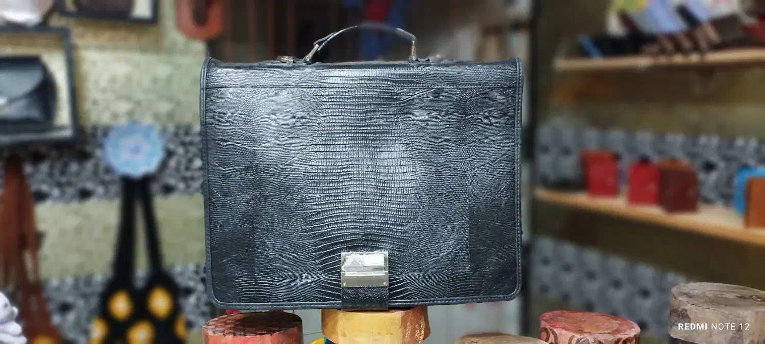 کیف اداری چرم گاوی|کیف، کفش، کمربند|یاسوج, |دیوار