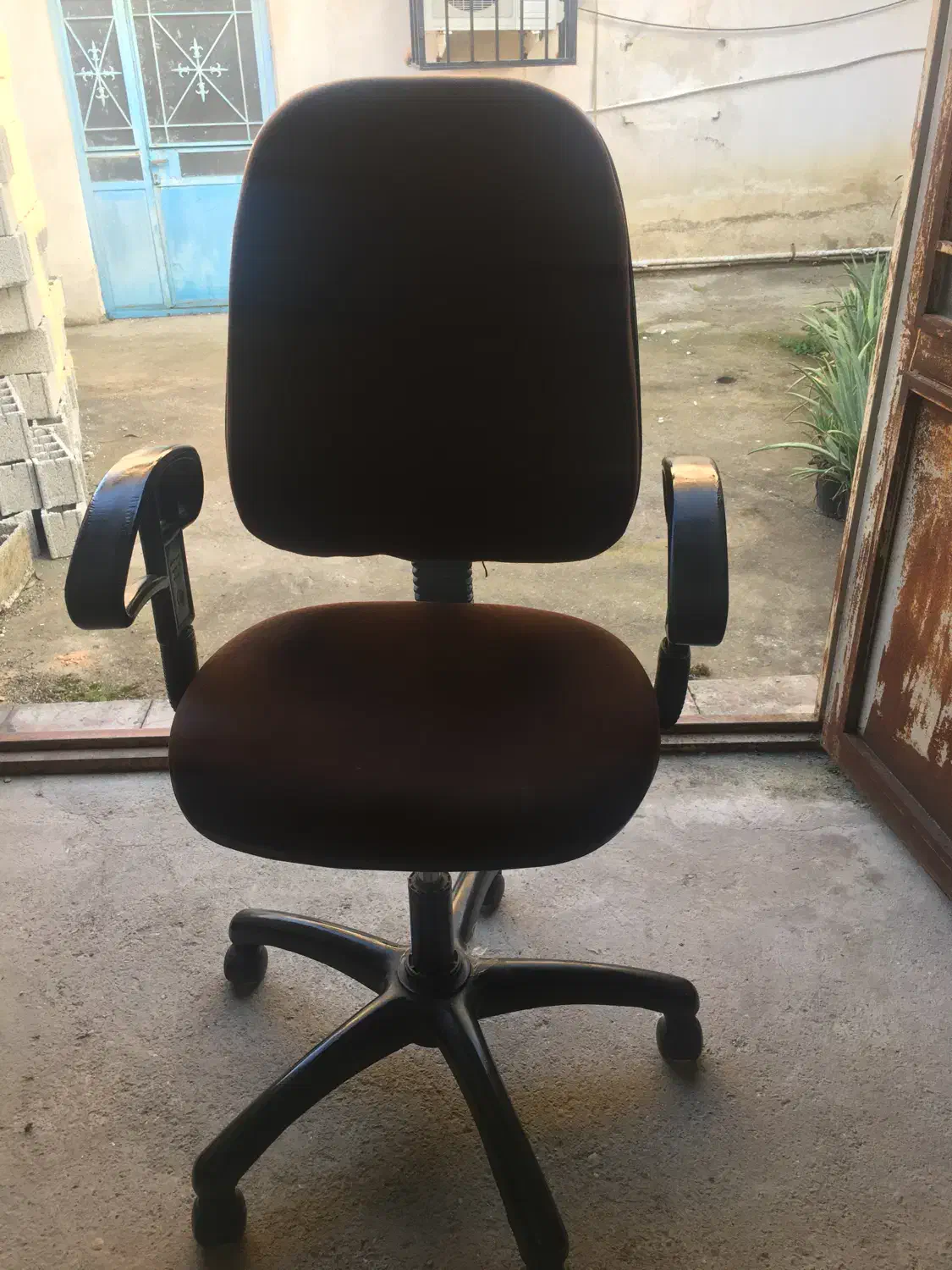 تعداد صندلی چرخ دار سالم|مبلمان اداری|رامسر, |دیوار