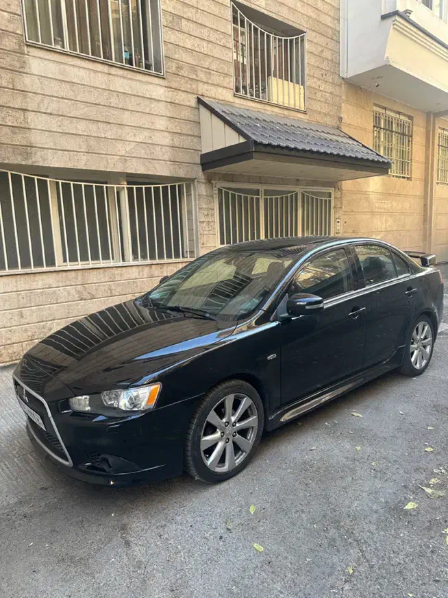 لنسر ۲۰۱۵ مشکی ۱۸۰۰ فول ترین نسخه|خودرو سواری و وانت|تهران, شهرک چیتگر|دیوار