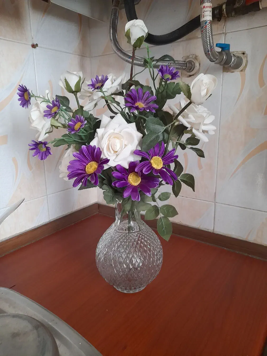 گل زیبا|گل مصنوعی|ساوه, |دیوار