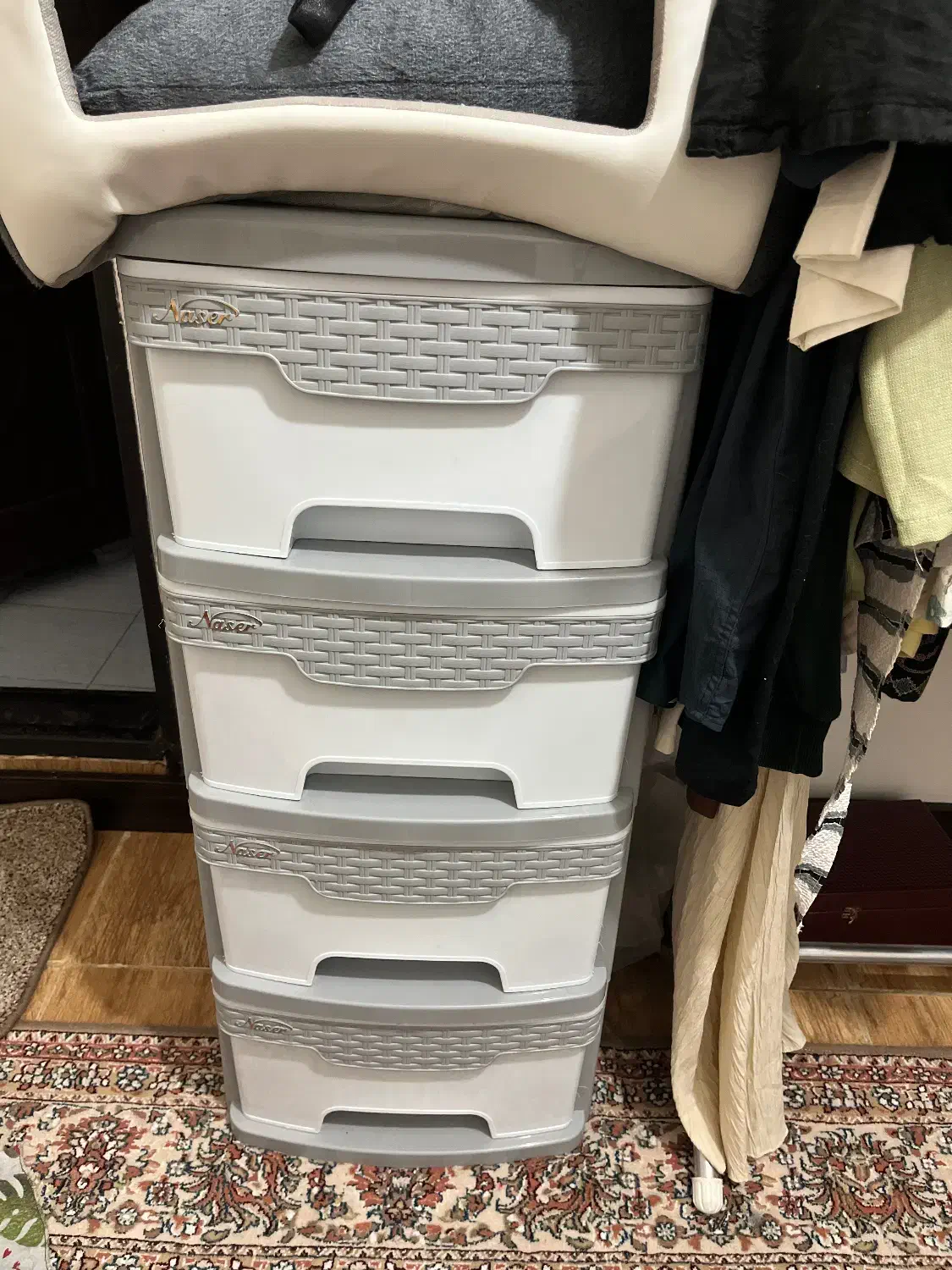 کمد دراور|جاکفشی، کمد، دراور|املش, |دیوار