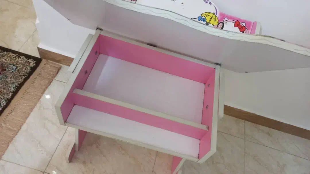 میز تحریر کودک|میز تحریر و کامپیوتر|رشت, ترمینال|دیوار