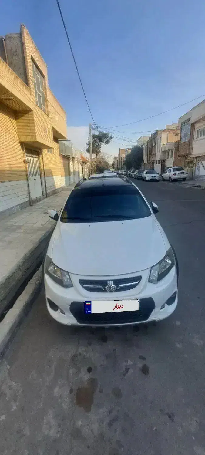 کوئیکR سفید مشکی1402|خودرو سواری و وانت|قم, لسانی|دیوار