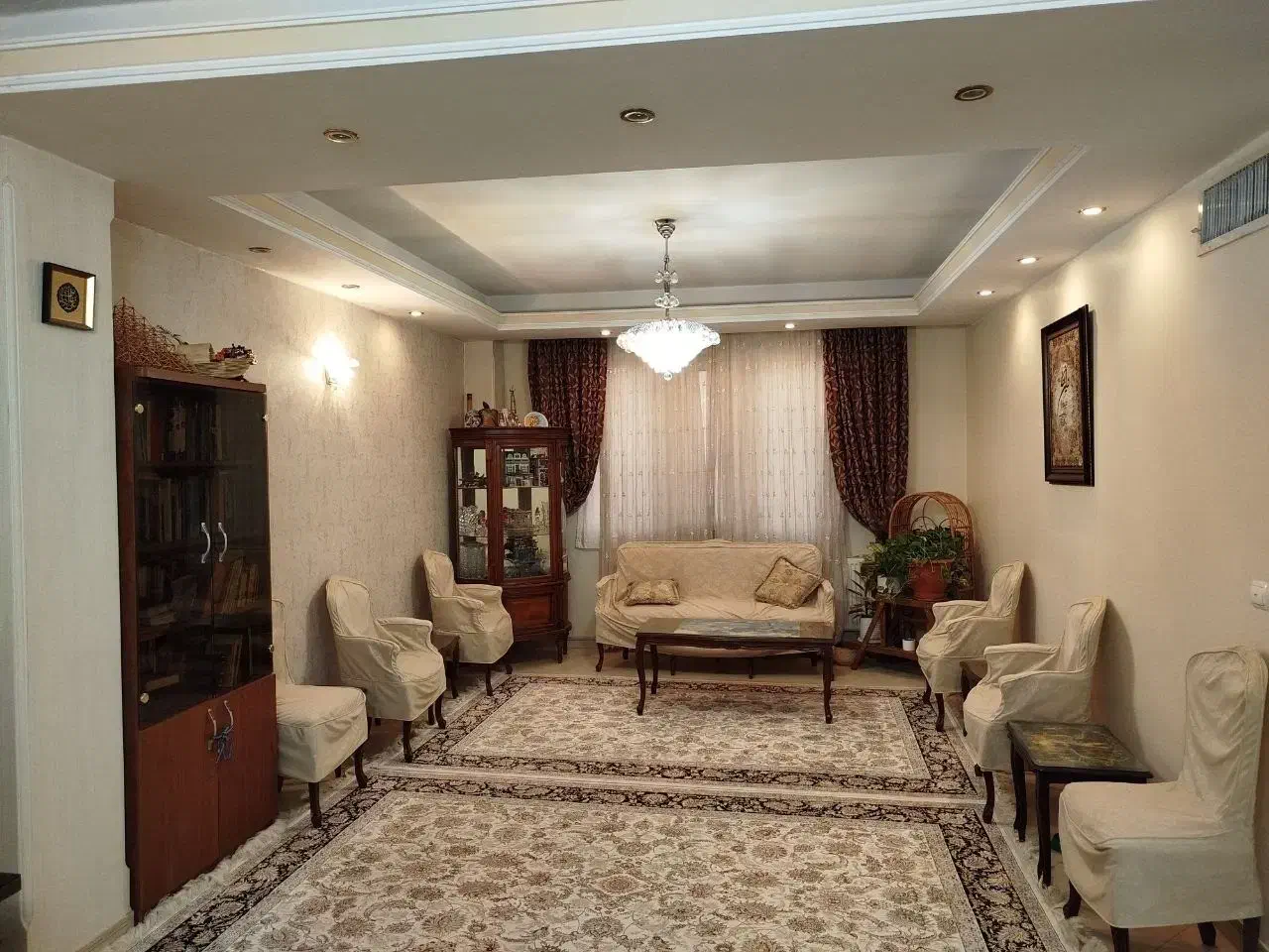 ۸۷متر ۲خواب (ستارخان) ۲عدد پارکینگ *زیر قیمت*