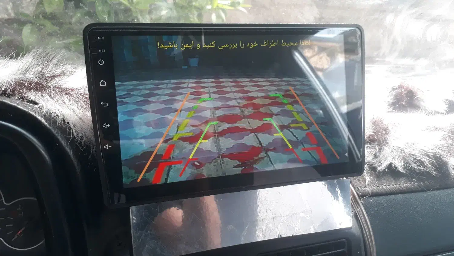 مانیتور .با دوربین دنده عقب.|قطعات یدکی و لوازم جانبی|کازرون, |دیوار