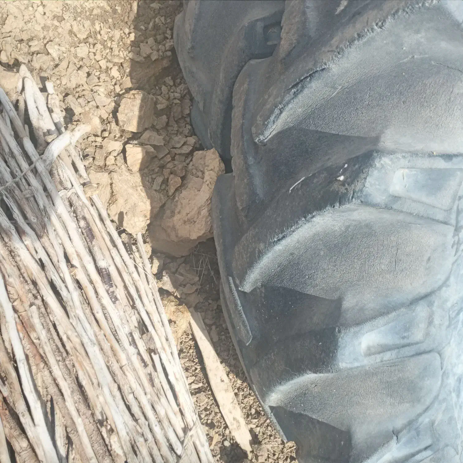 تایر تراکتور ۲۸۵|خودرو سنگین|اشنویه, |دیوار