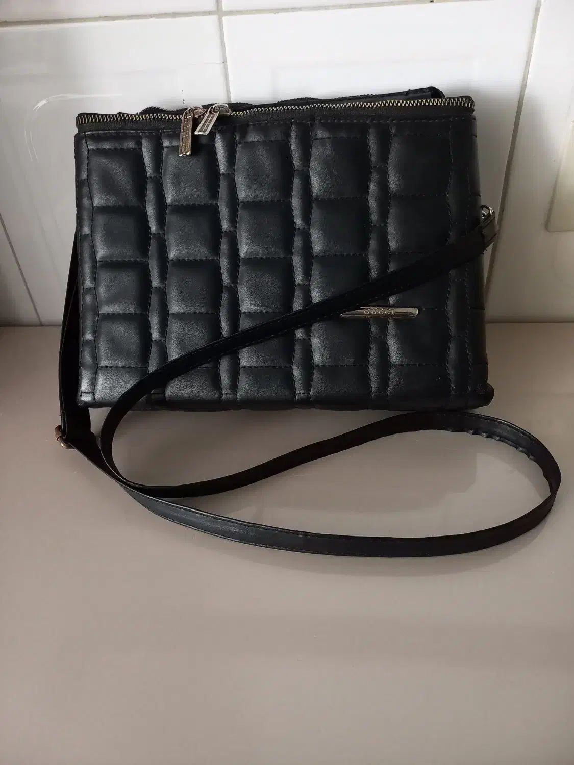 کیف   رو دوشی|کیف، کفش، کمربند|میاندوآب, |دیوار