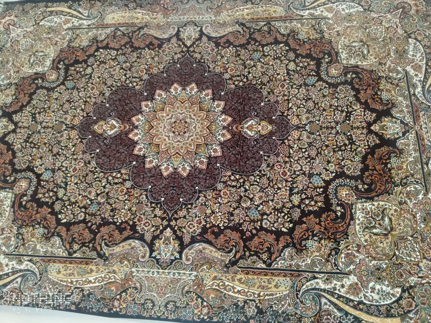 یک تخته فرش ۶متری 700شانه بسیار سالم|فرش|تهران, شهرک دریا|دیوار