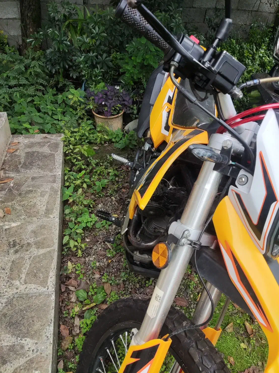 تریلر t4|موتورسیکلت|لاهیجان, شقایق|دیوار