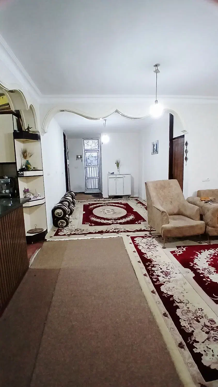 خانه ویلایی طبقه بالا سه راهی|فروش خانه و ویلا|دوگنبدان, |دیوار