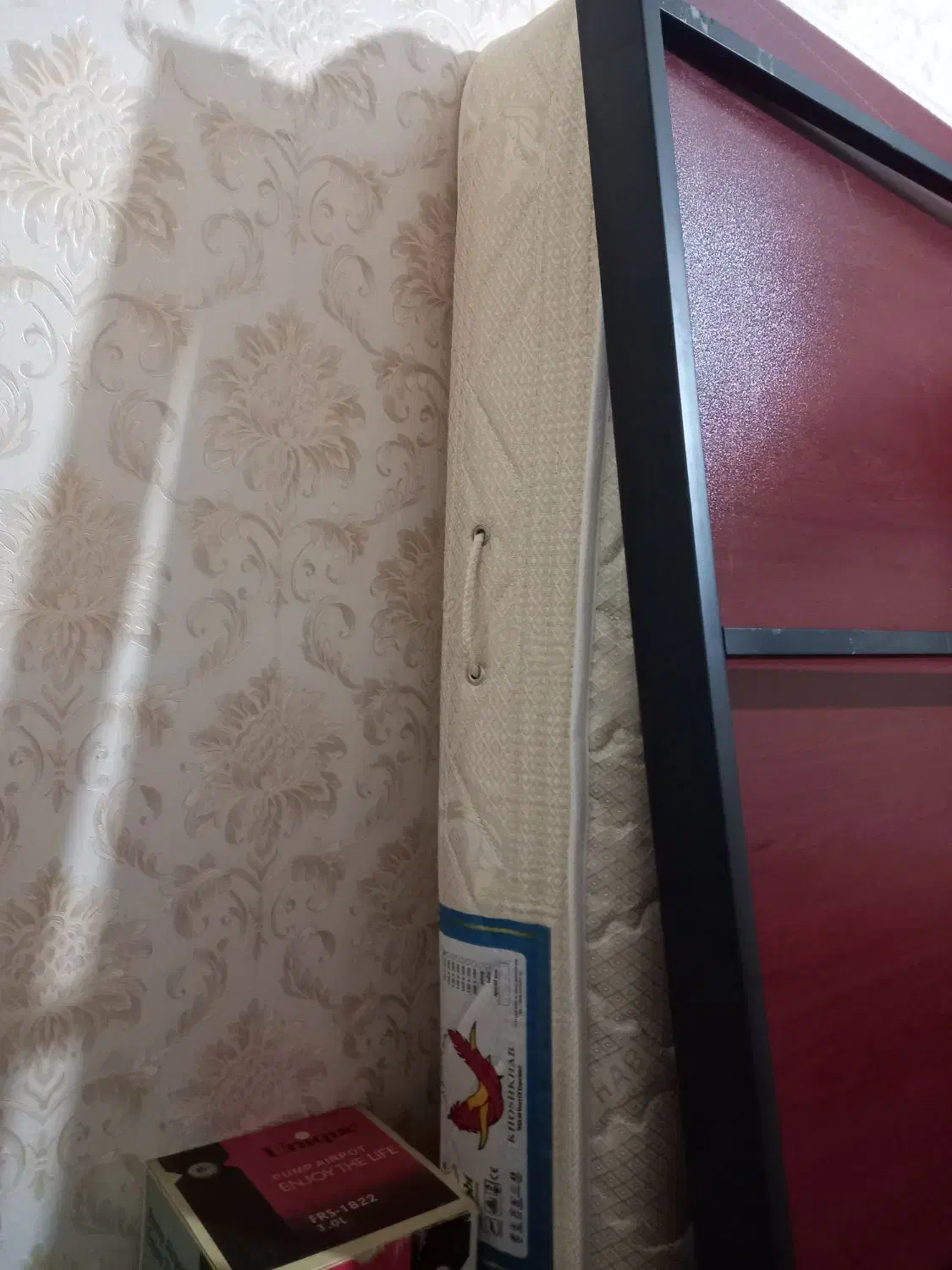 تخت آهنی یک نفره با تشک|تخت و سرویس خواب|قوچان, |دیوار