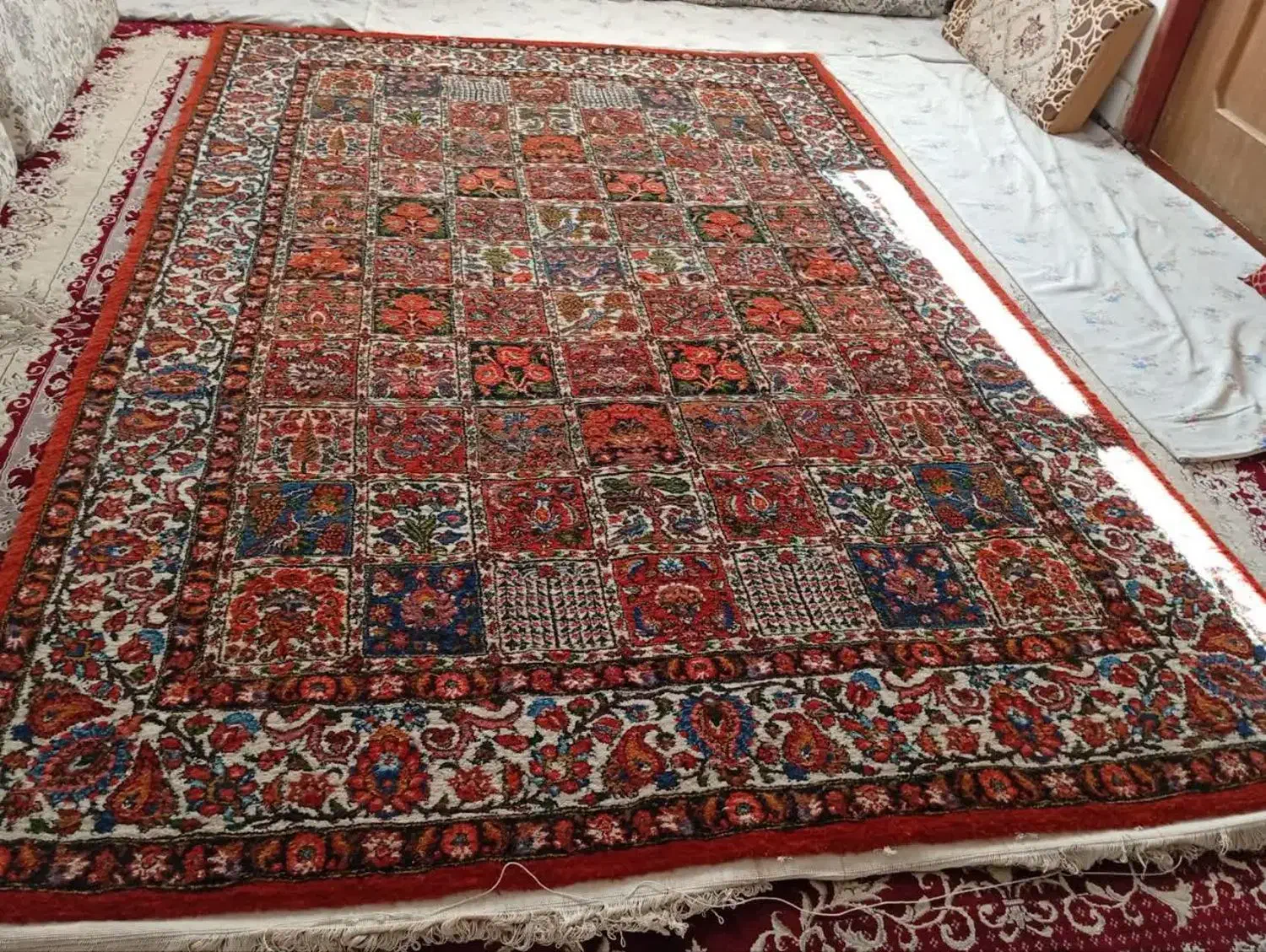 قالی دستباف خشتی|فرش|شاهینشهر, گزبرخوار|دیوار